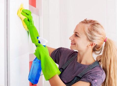 Professional carpet cleaning service in Kensington with deep cleaning equipment