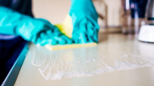 Kitchen and bathroom cleaning in a Kensington home