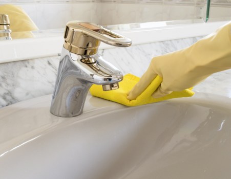 Commercial cleaner in Kensington maintaining a spotless office space